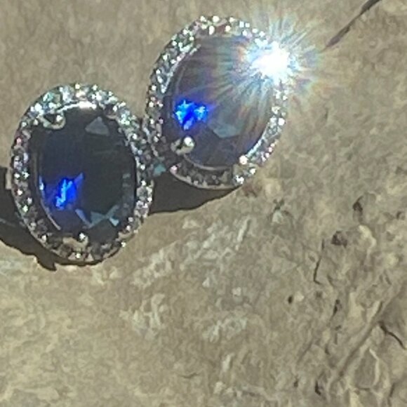 ❤️ Sterling Silver Blue Sapphire Cubic Zirconia Earrings - Picture 8 of 11